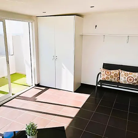 Апартаменты Flat 3 Bedrooms *