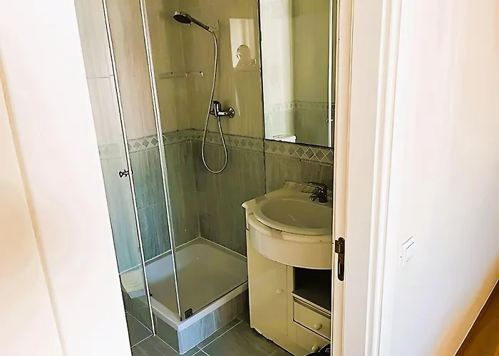 Flat 3 Bedrooms 阿尔布费拉