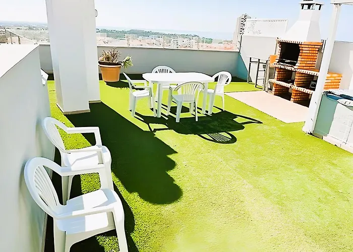 Flat 3 Bedrooms 公寓 *