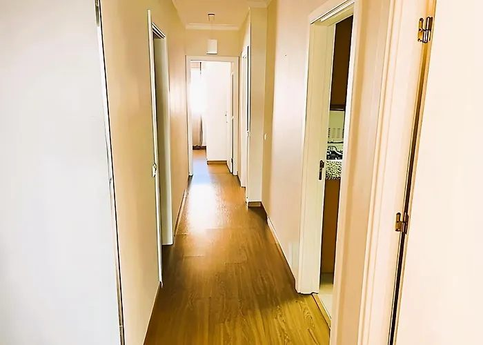 公寓 Flat 3 Bedrooms 阿尔布费拉